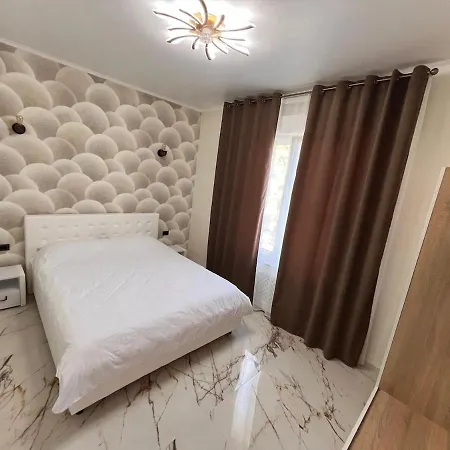 Vicino Al Mare Apartment *