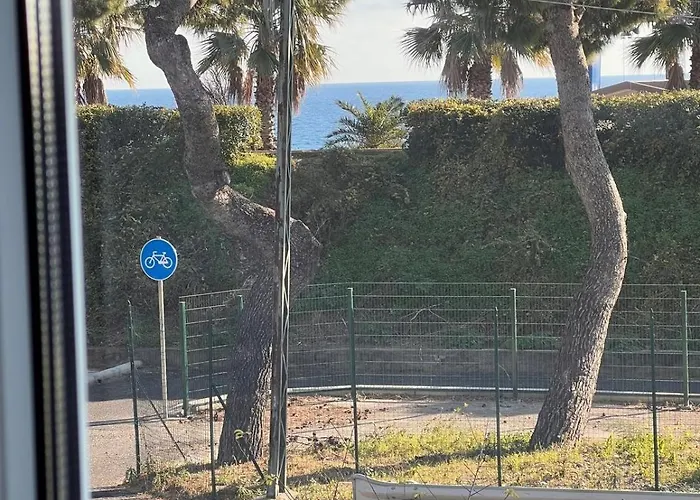 Vicino Al Mare * Санремо